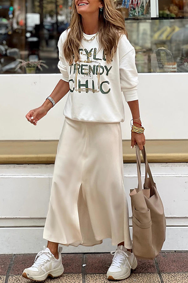 Round Neck Slim Sweatshirt