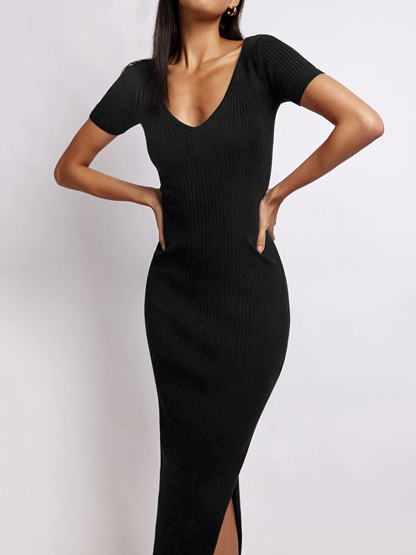 Short Sleeves Skinny Color Split-side Round-neck Midi Dresses