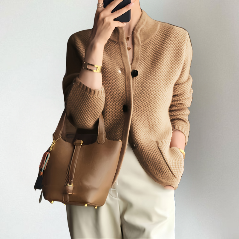 Brigitte - Stylish Cardigan