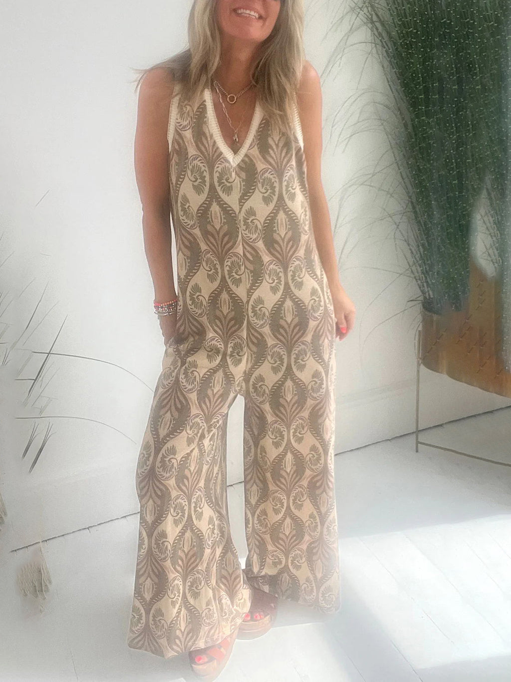 V Neck Sleeveless Printed Wide-leg Pants Jumpsuits