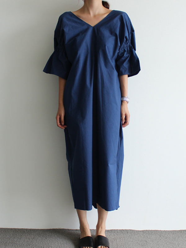 Half Sleeves Loose Pleated Color V-neck Midi Dresses