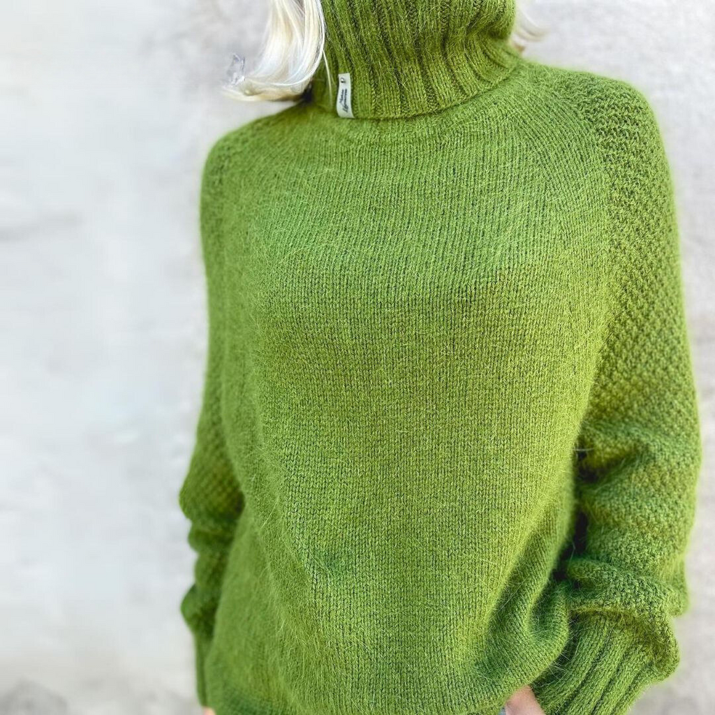 Angela - Turtleneck Sweater