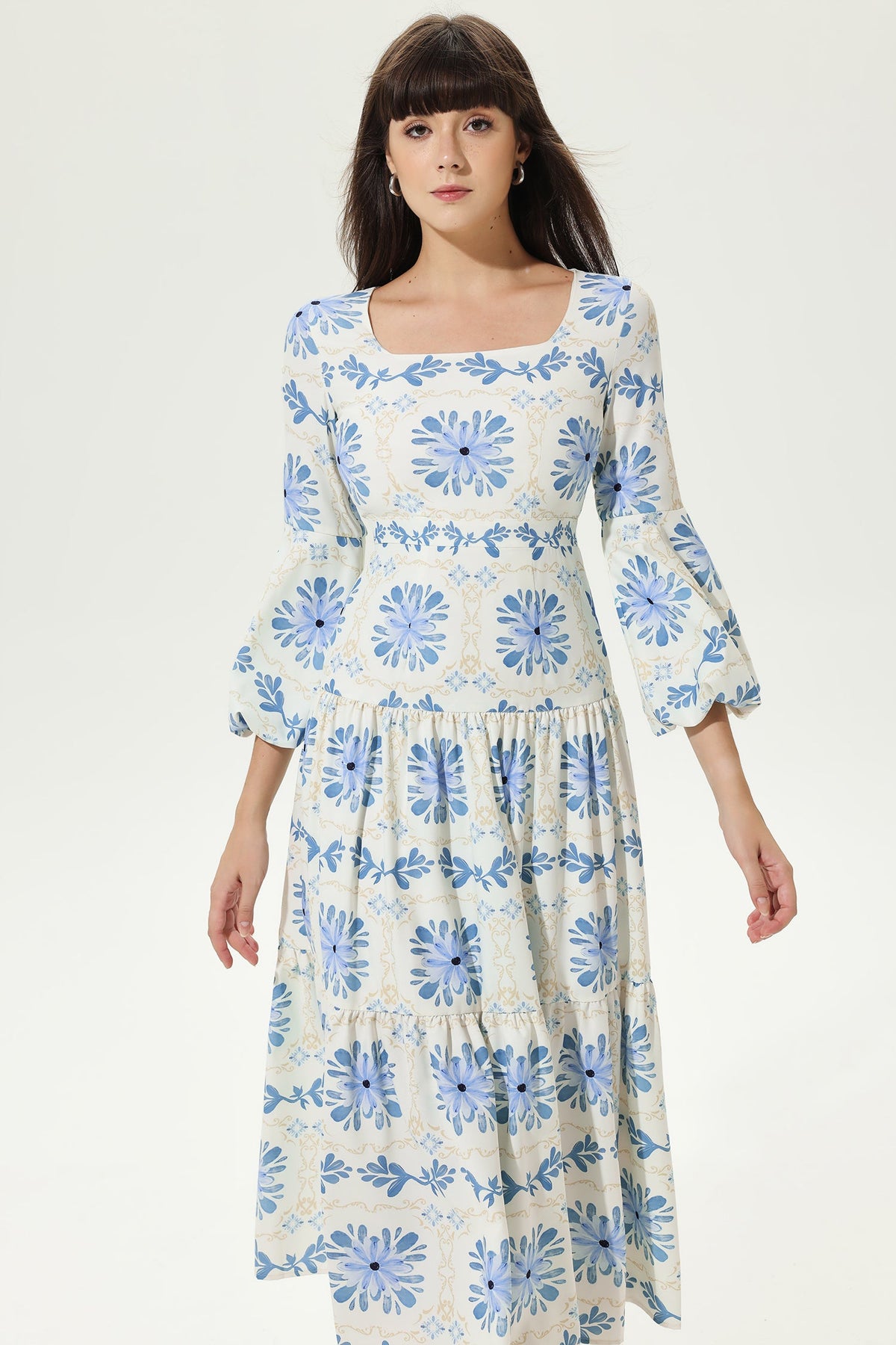Lantern Sleeve Square Collar Tapered Waist Maxi Dress