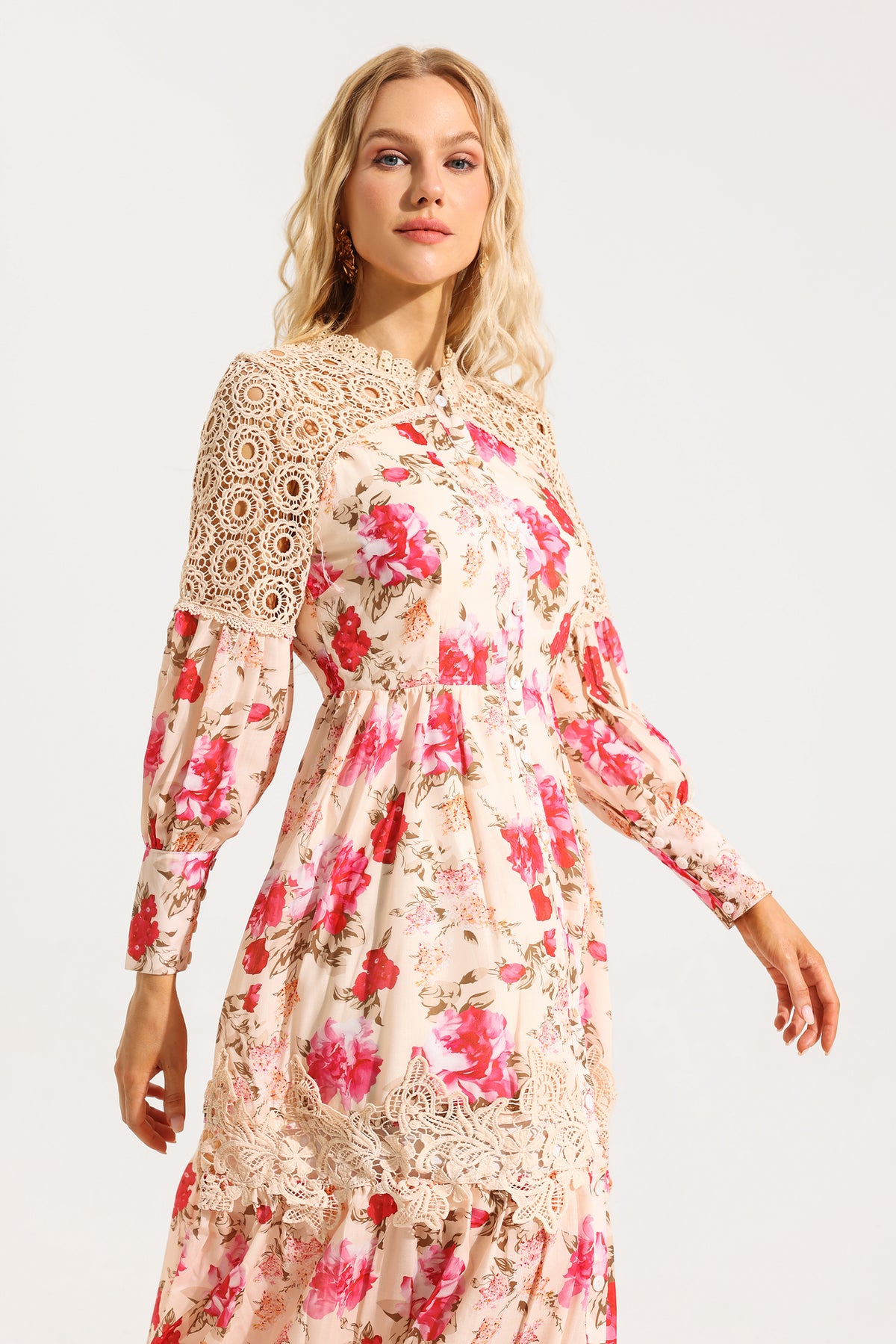 Lace Lantern Sleeve Midi Dress