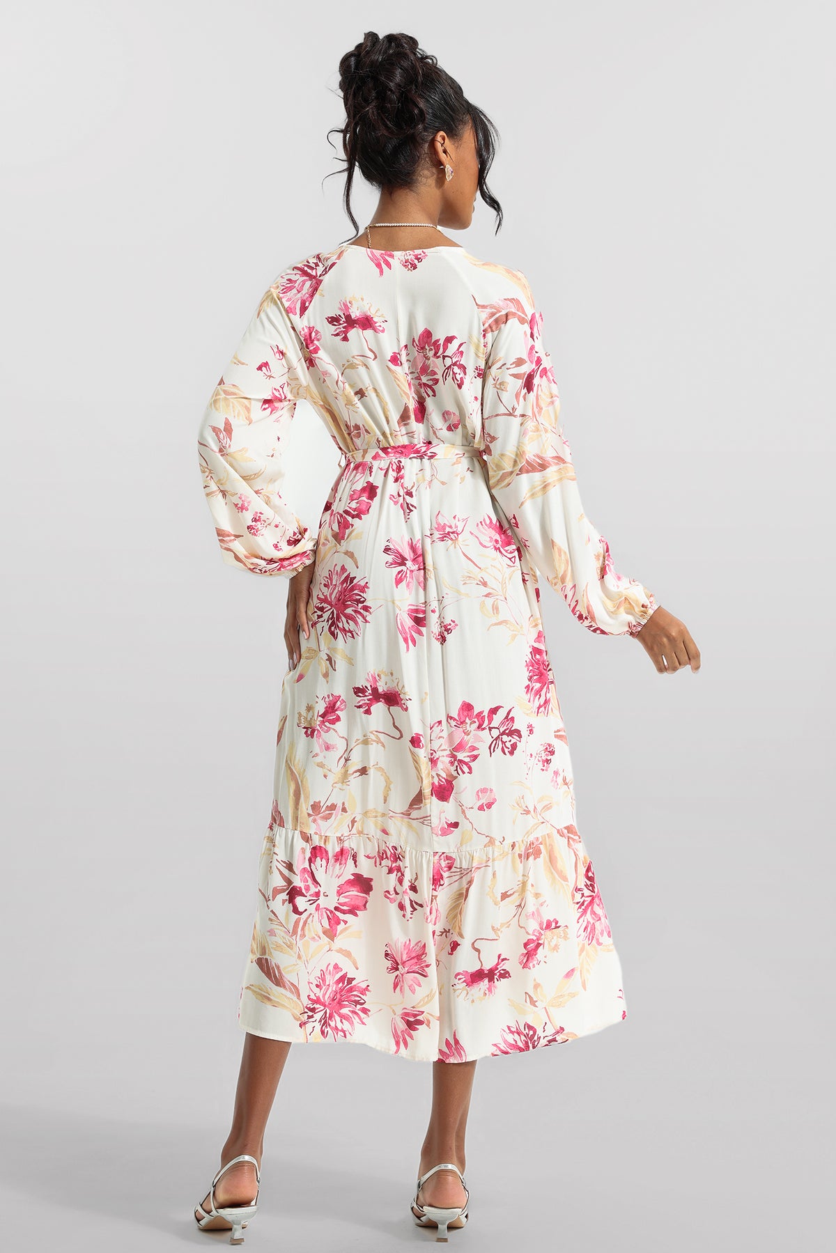 V-neck Long Sleeve Midi Dress With Belt