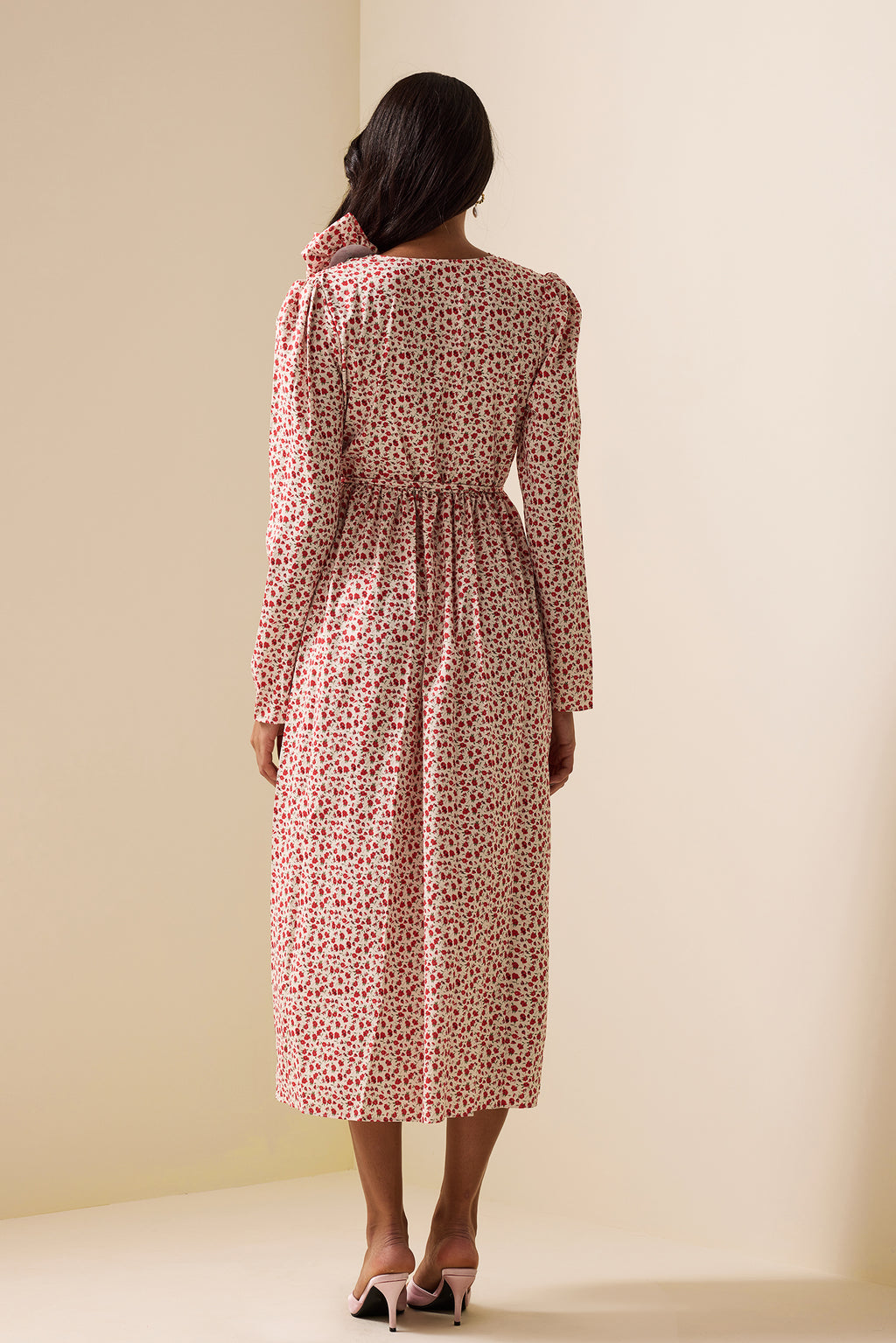 3d Long Sleeve Split Midi Dress