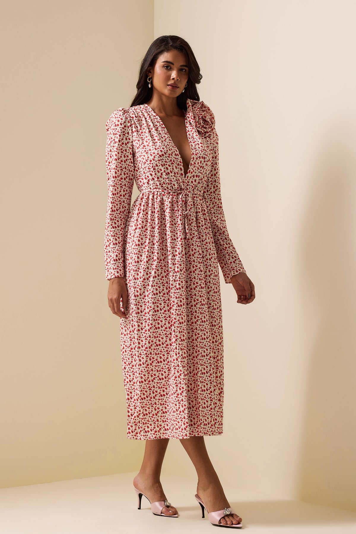 3d Long Sleeve Split Midi Dress