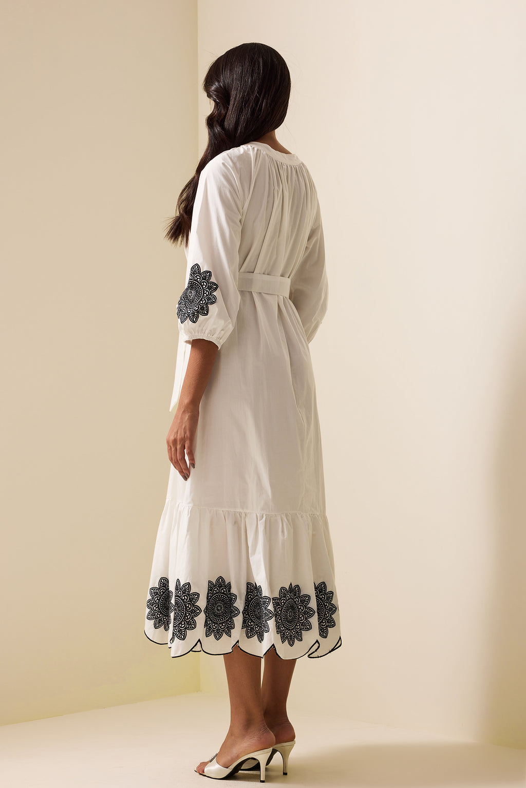 Embroidered Raglan Sleeve Midi Dress With Belt