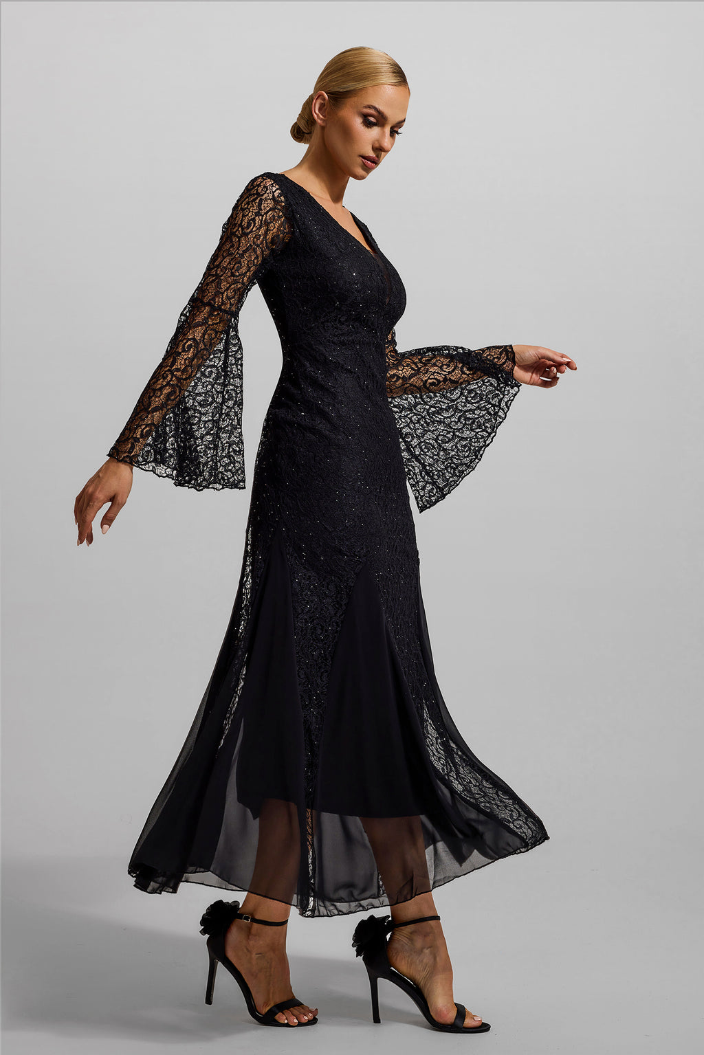 Lace V-neck Ball Sleeve Midi Dress