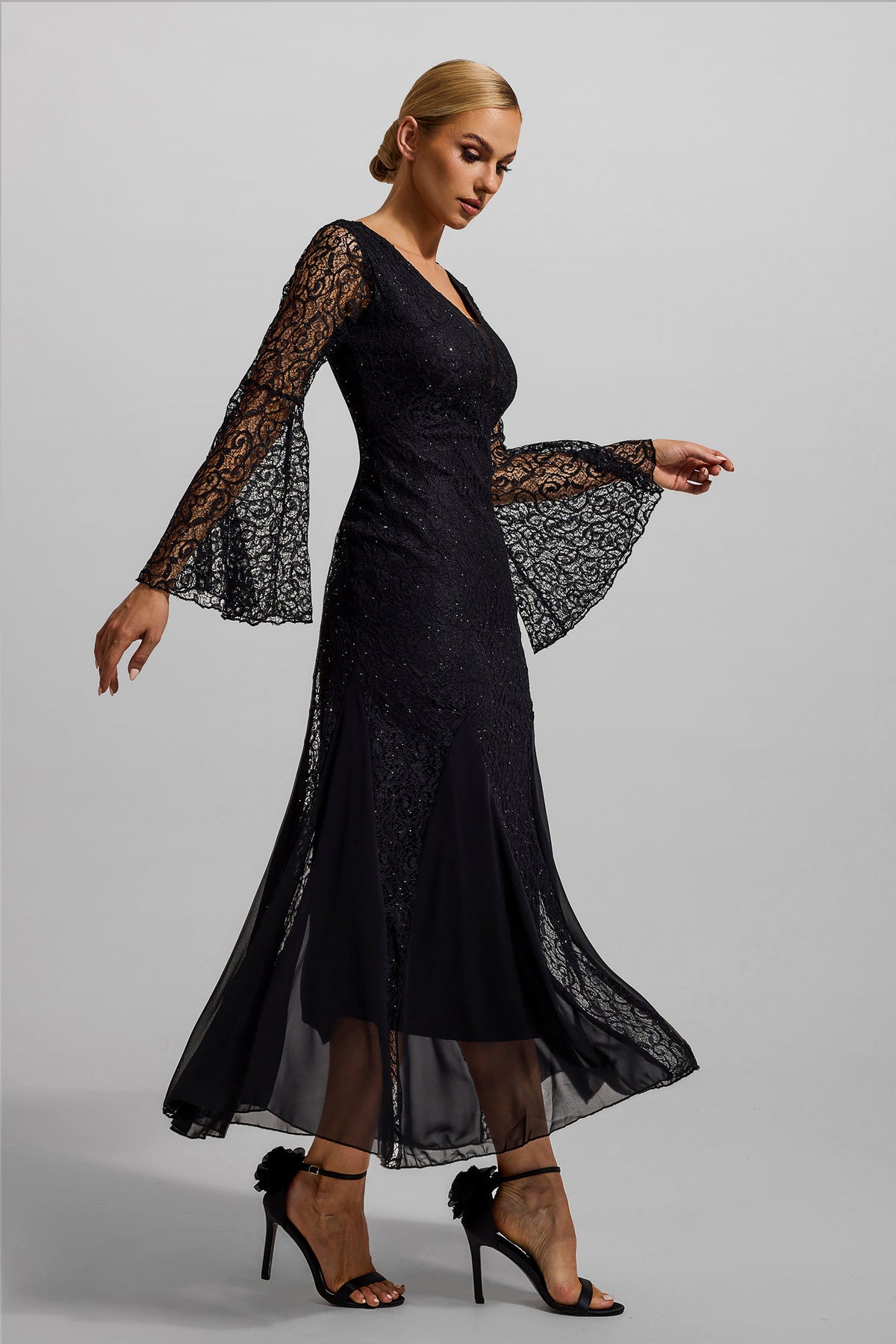Lace V-neck Ball Sleeve Midi Dress