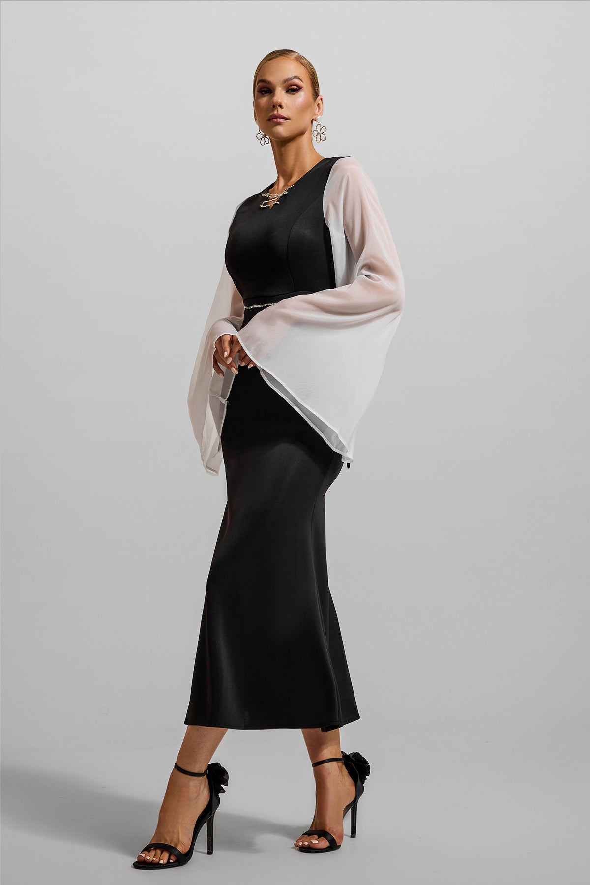 Contrast Color Rhinestone Maxi Dress