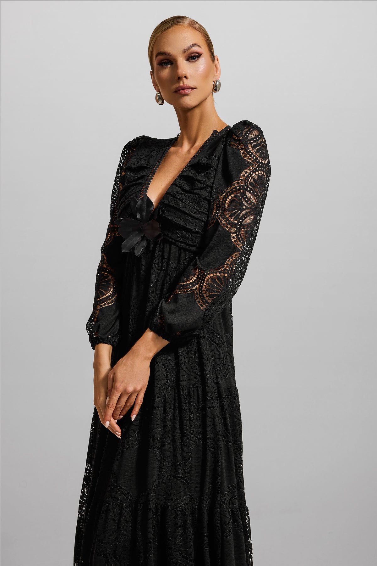 Lace 3d Flower Long Sleeve Midi Dress Black
