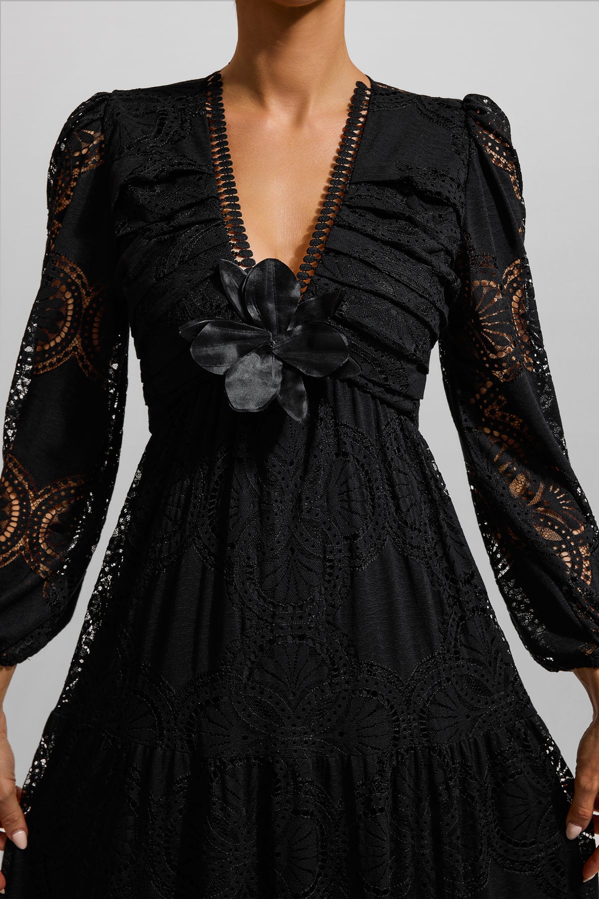 Lace 3d Flower Long Sleeve Midi Dress Black