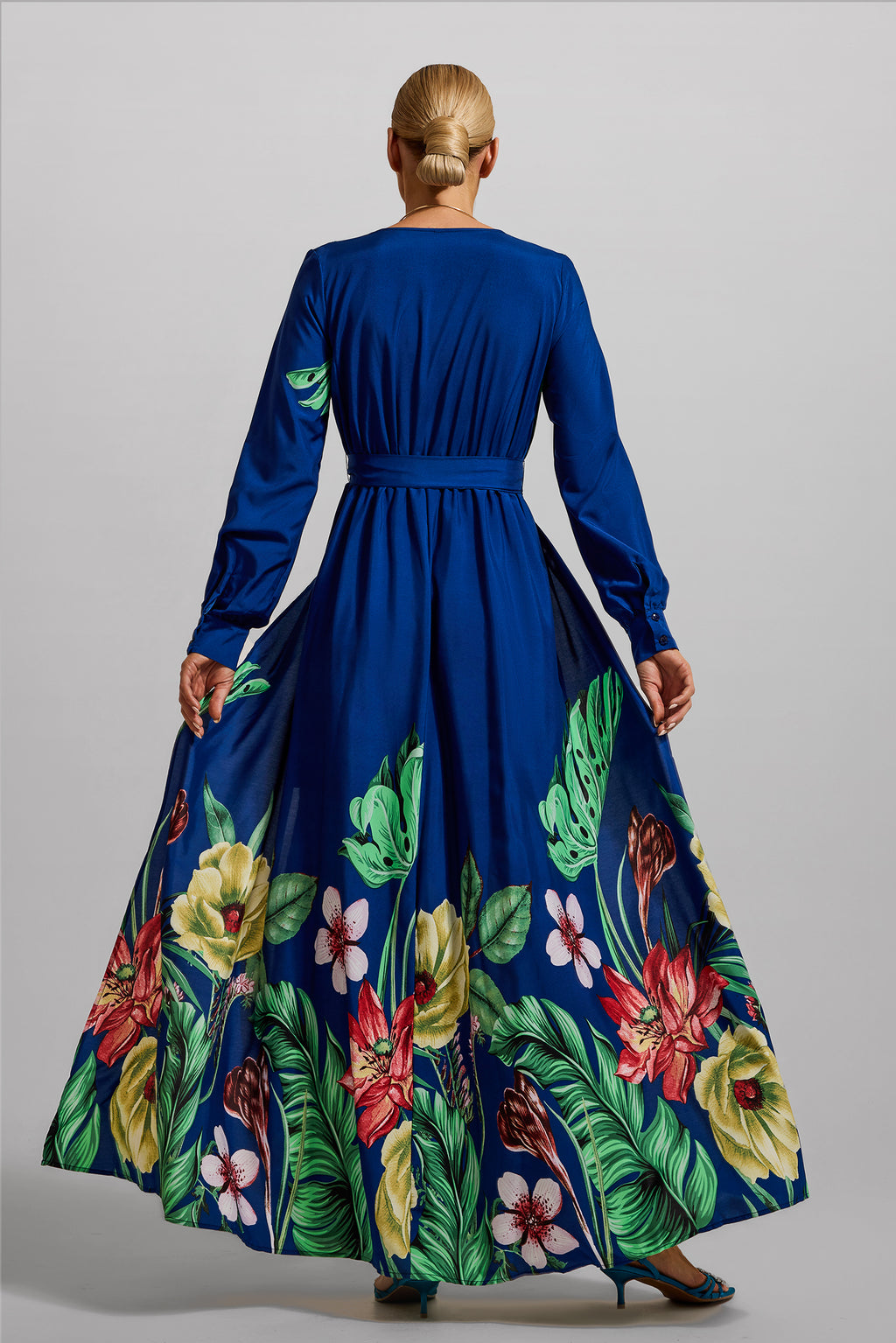 V-neck Lantern Sleeve Maxi Dress