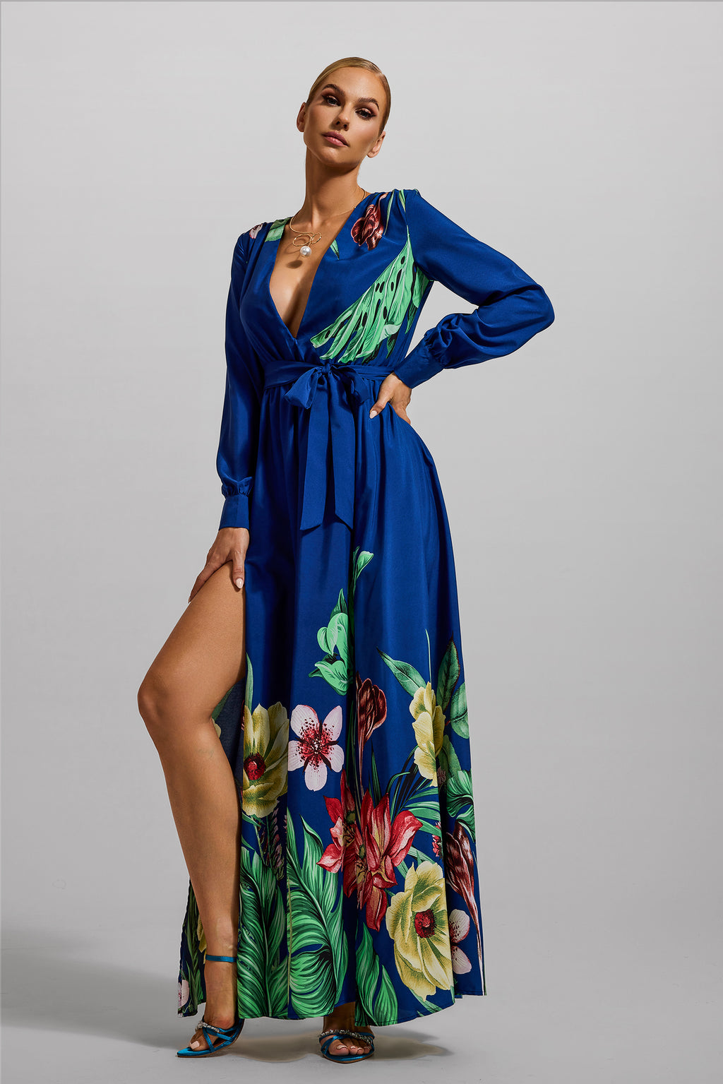 V-neck Lantern Sleeve Maxi Dress
