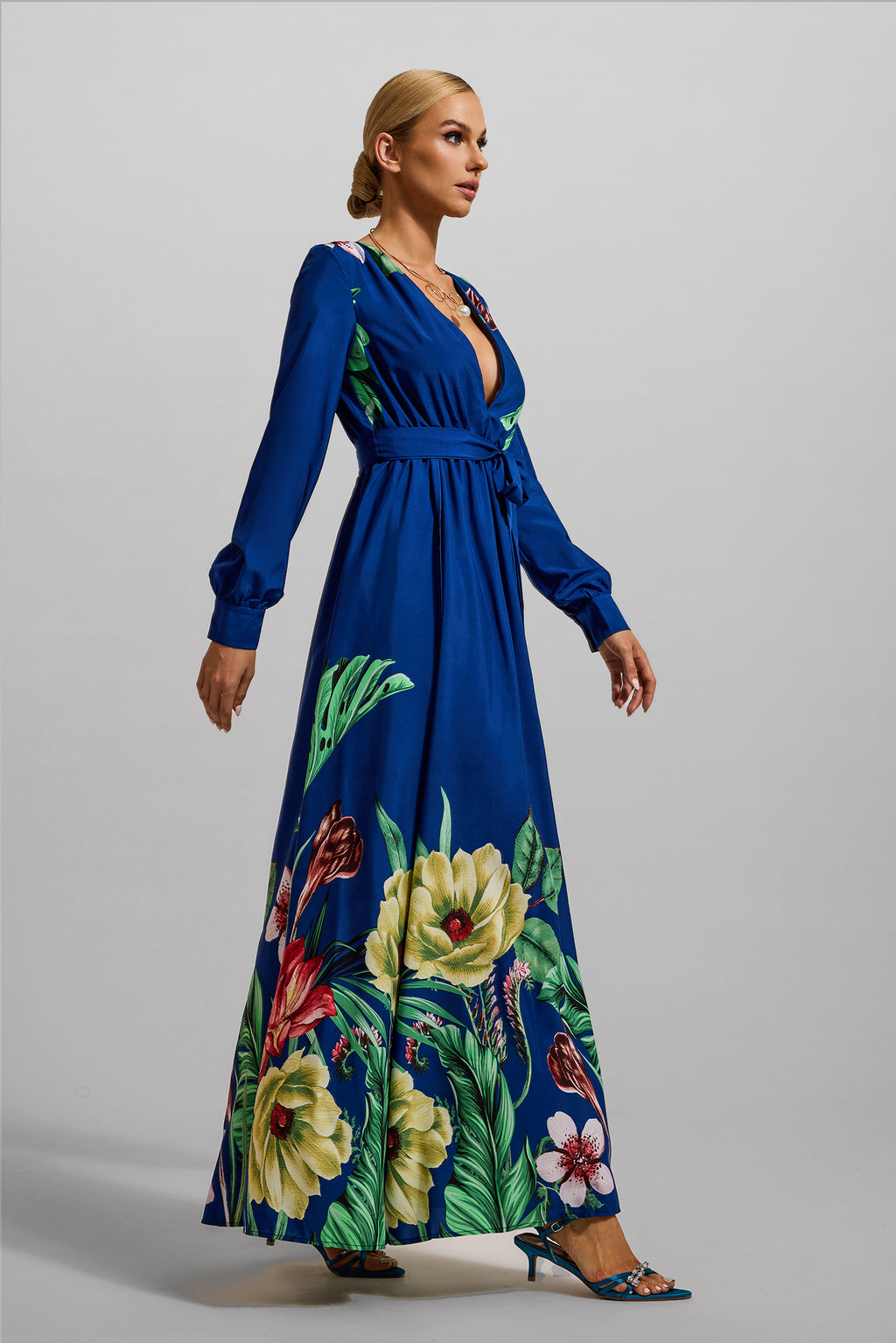 V-neck Lantern Sleeve Maxi Dress