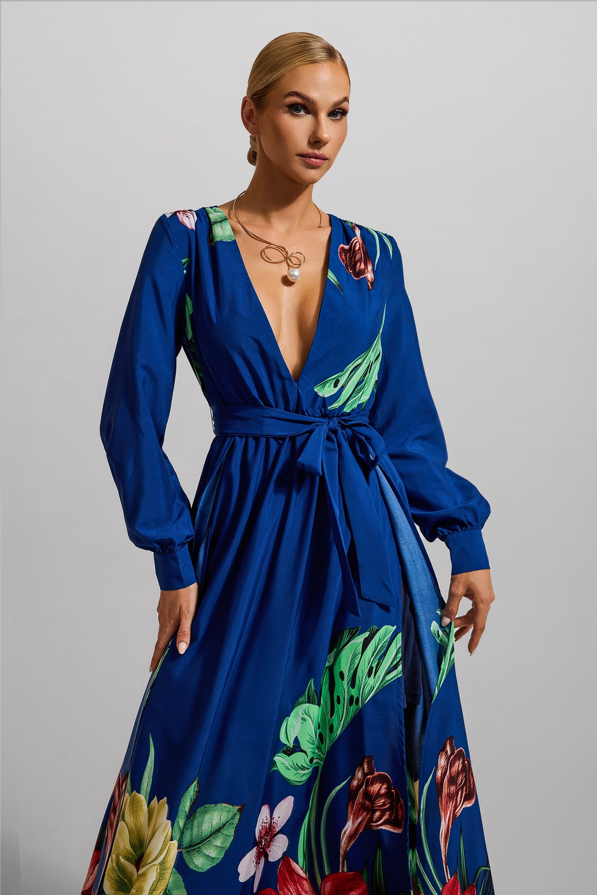 V-neck Lantern Sleeve Maxi Dress