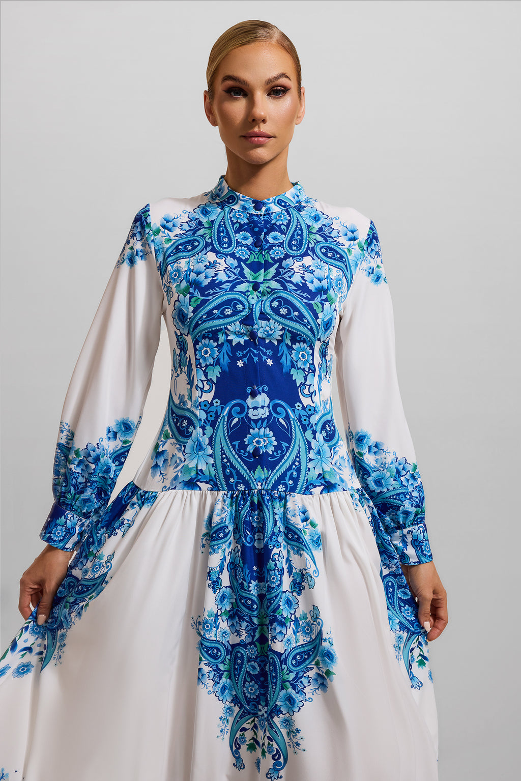 Paisley Print Round Neck Lantern Sleeve Midi Dress
