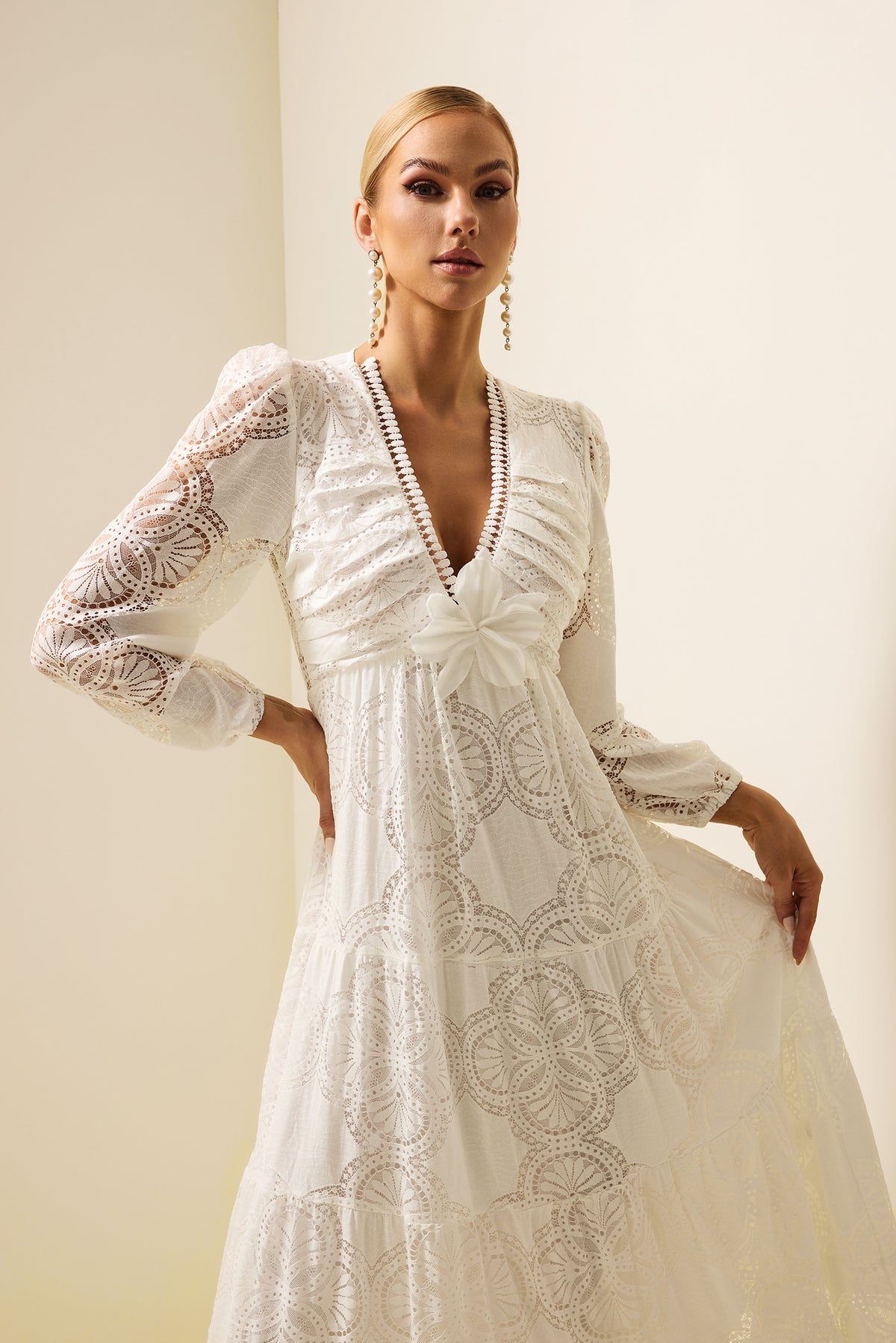 Lace 3d Flower Long Sleeve Midi Dress White