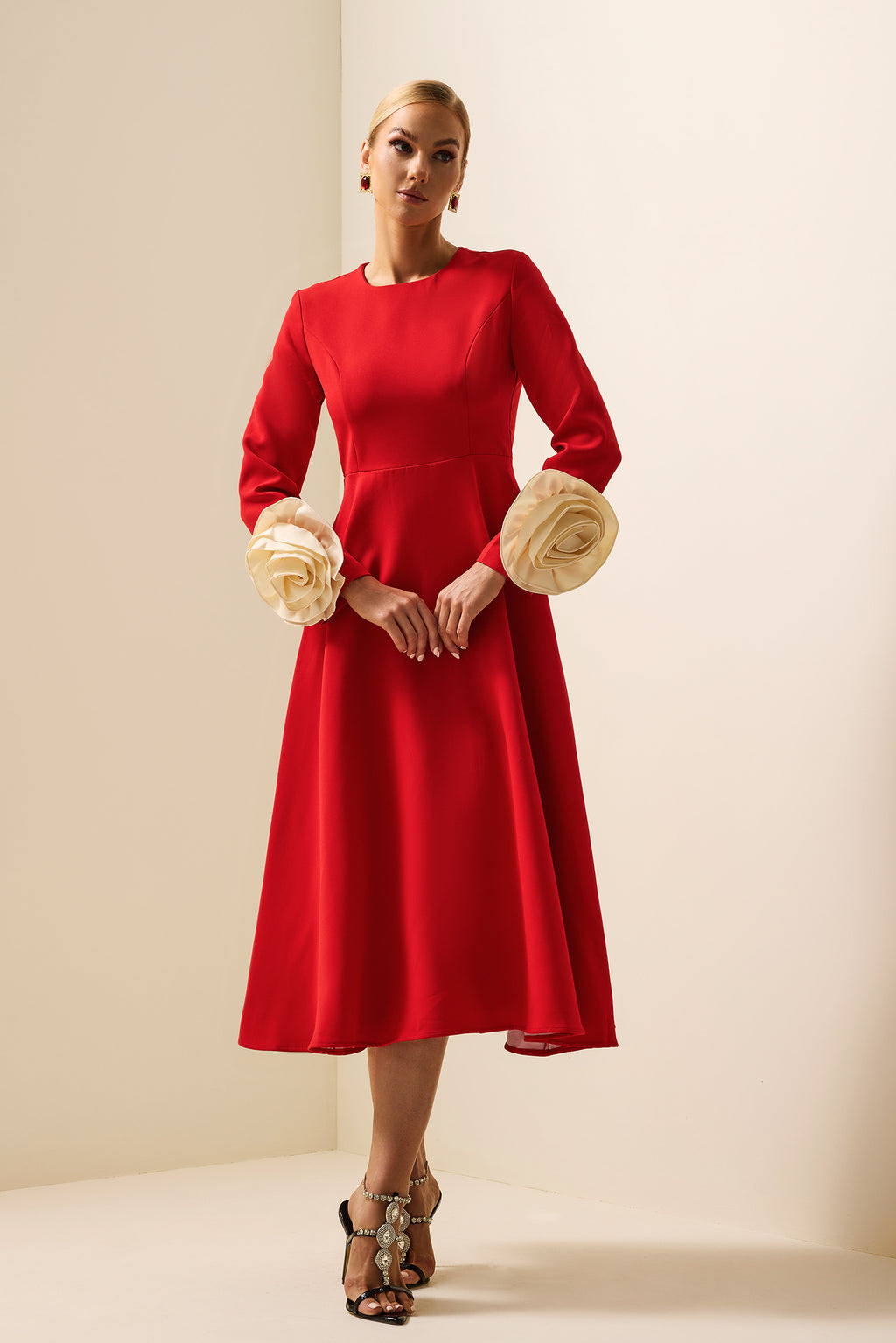 3d Flower Round Neck Long Sleeve Midi Dress