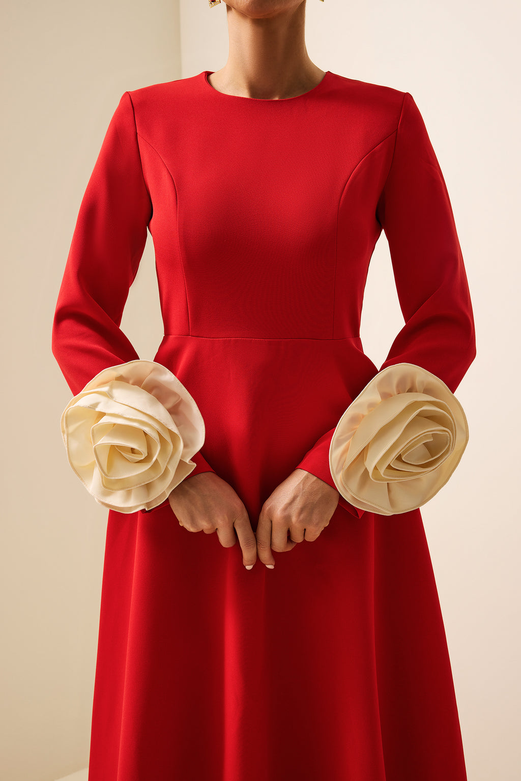 3d Flower Round Neck Long Sleeve Midi Dress
