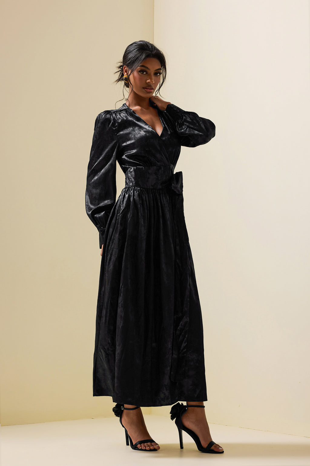 Jacquard Lantern Sleeve Warp Midi Dress