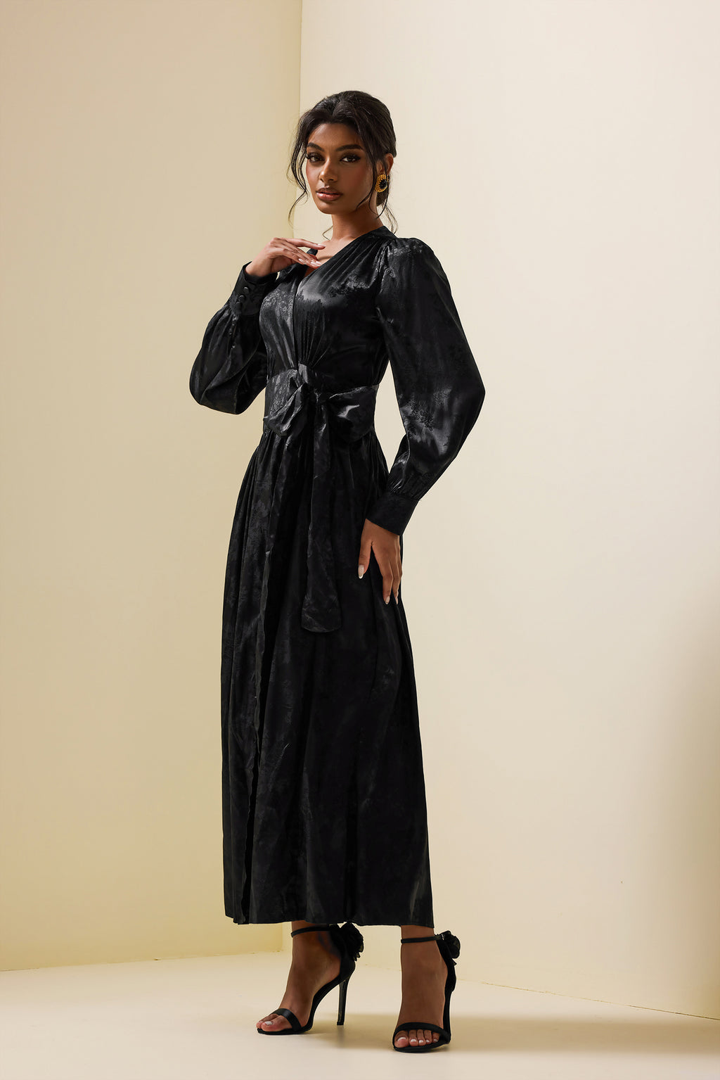 Jacquard Lantern Sleeve Warp Midi Dress