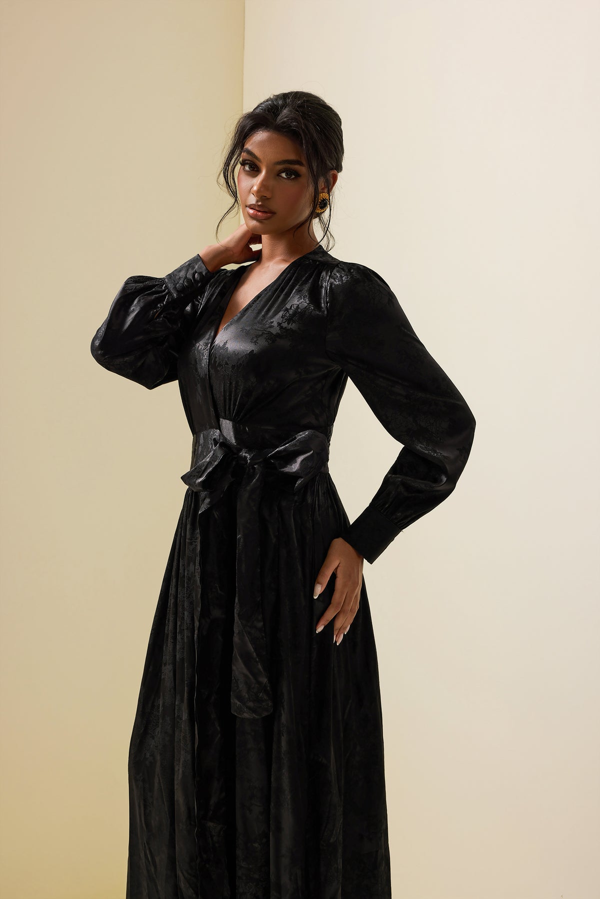 Jacquard Lantern Sleeve Warp Midi Dress