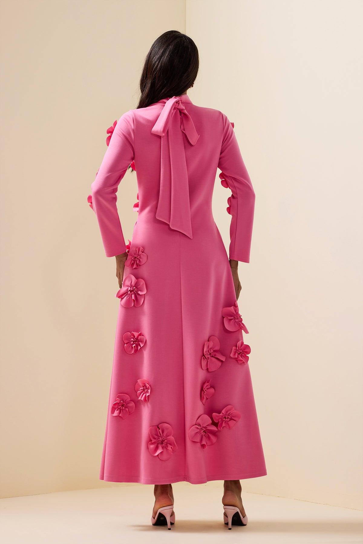 3d Flower Stand Collar Long Sleeve Midi Dress