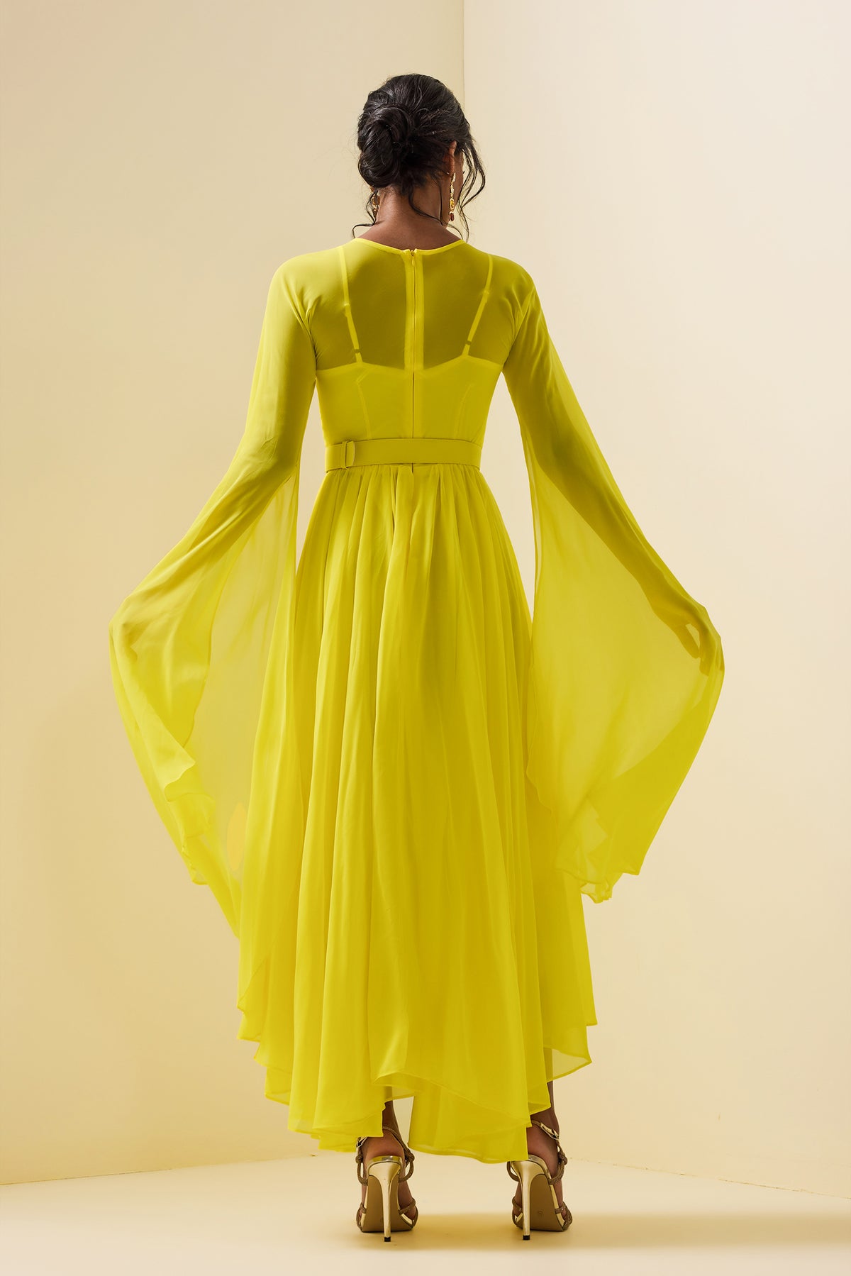 Mesh Cape Sleeve Midi Dress With Belt