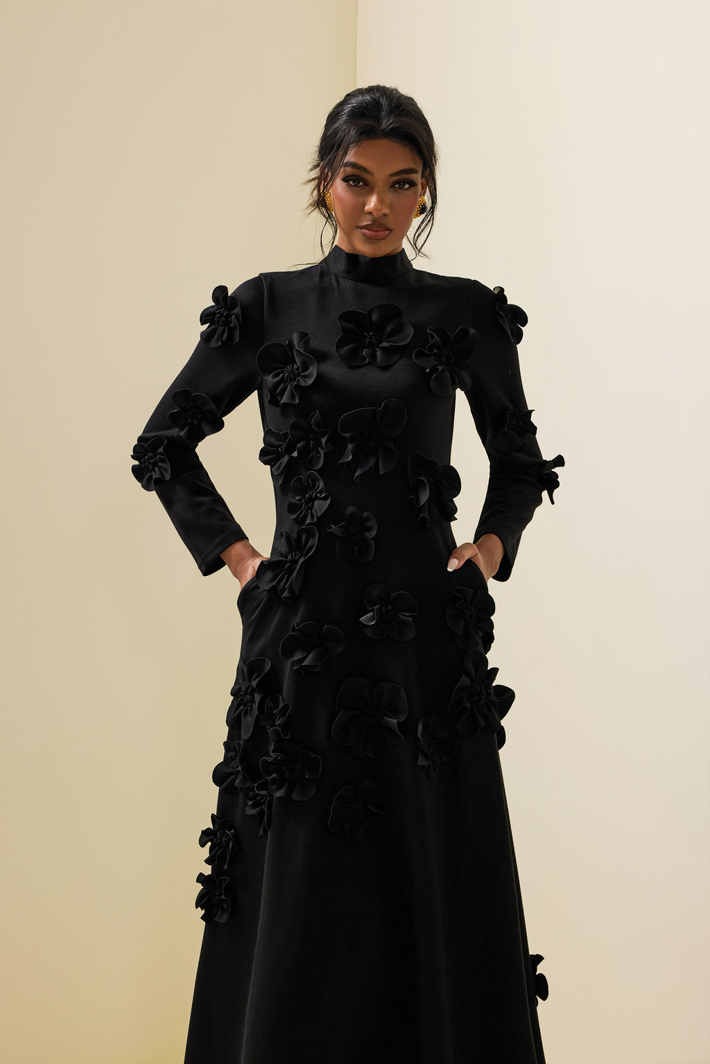 3d Flower Stand Collar Long Sleeve Midi Dress