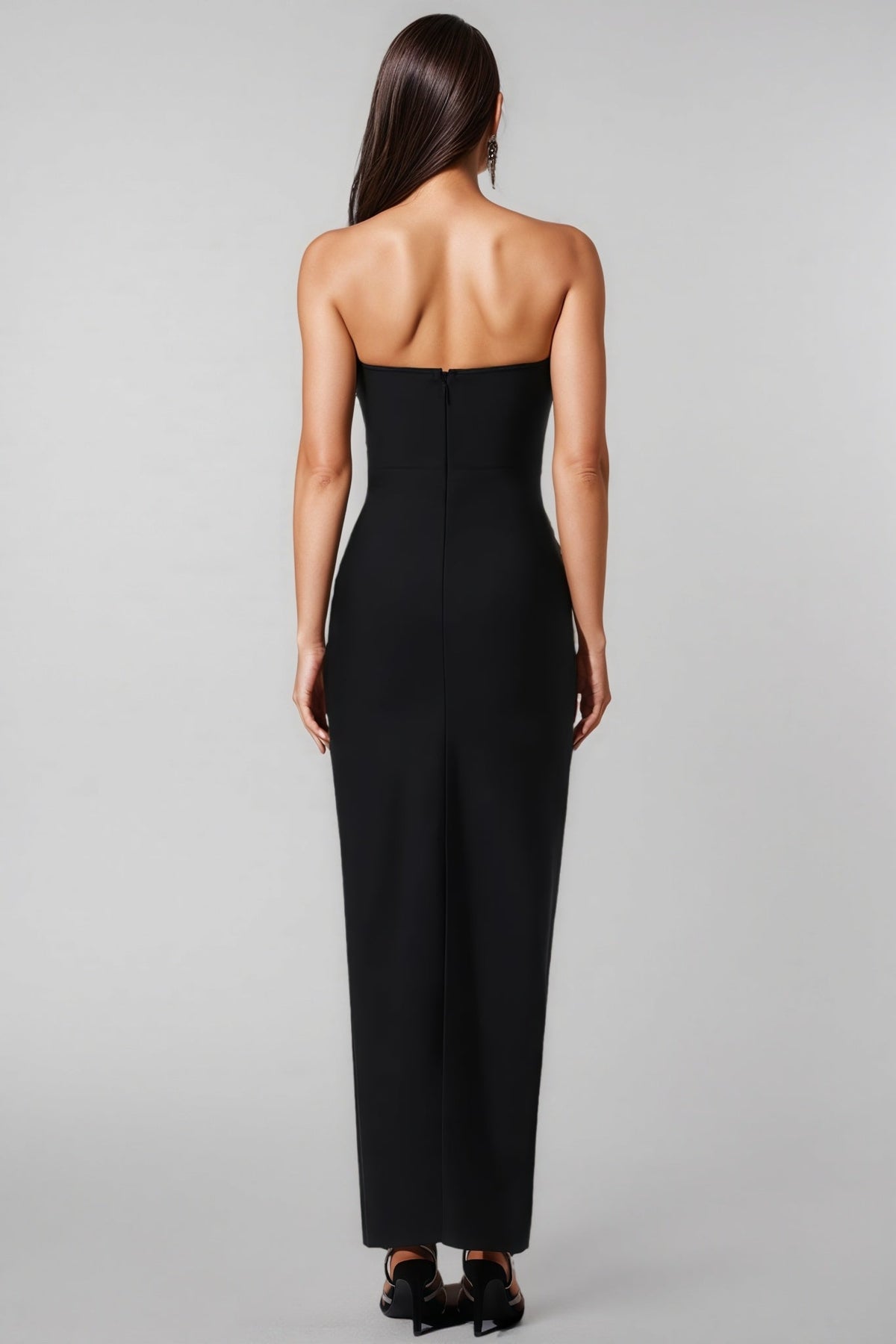 Mio Sleeveless Diamond Bandage Maxi Dress