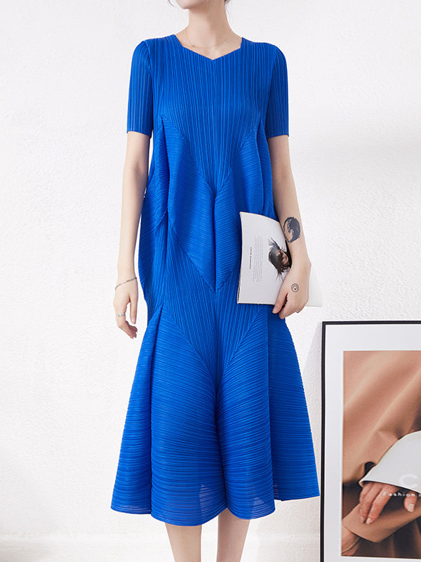 Short Sleeves Pleated Color Round-neck Midi Dresses