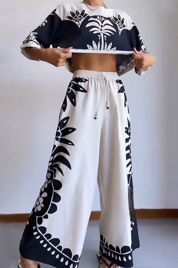 Exotic Holiday Print Loose Top and Elastic Waist Wide Leg Pants Set