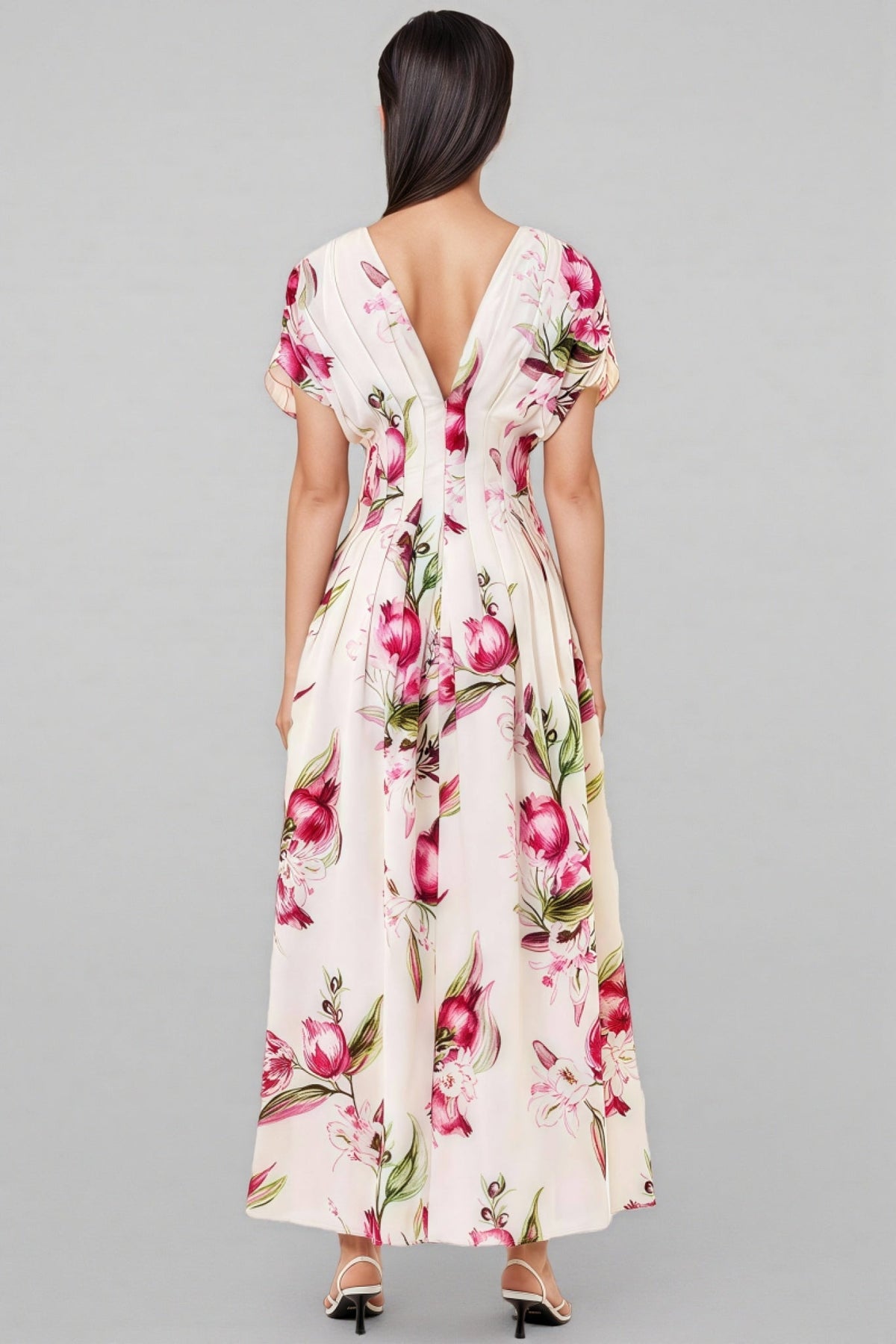 Liams V-neck Printed Backless Maxi Dress