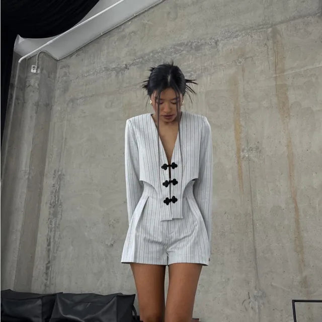 Designer ’s Striped Set Oversized Blazer Two Pieces Set for Pullover Long Sleeve Shirt Tops and Shorts