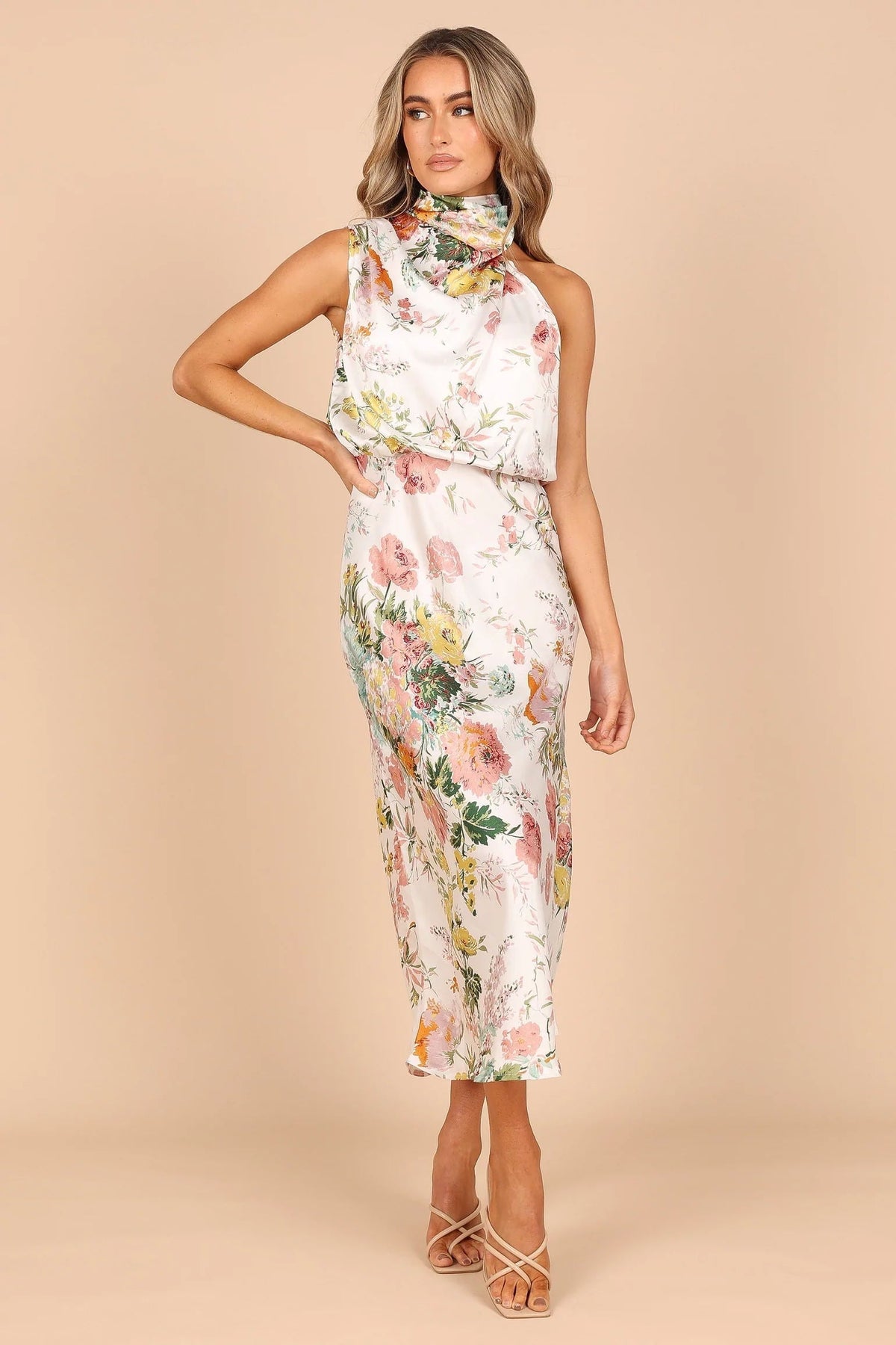 Wine Country Dates Halter Neck Elastic Waist Maxi Dress