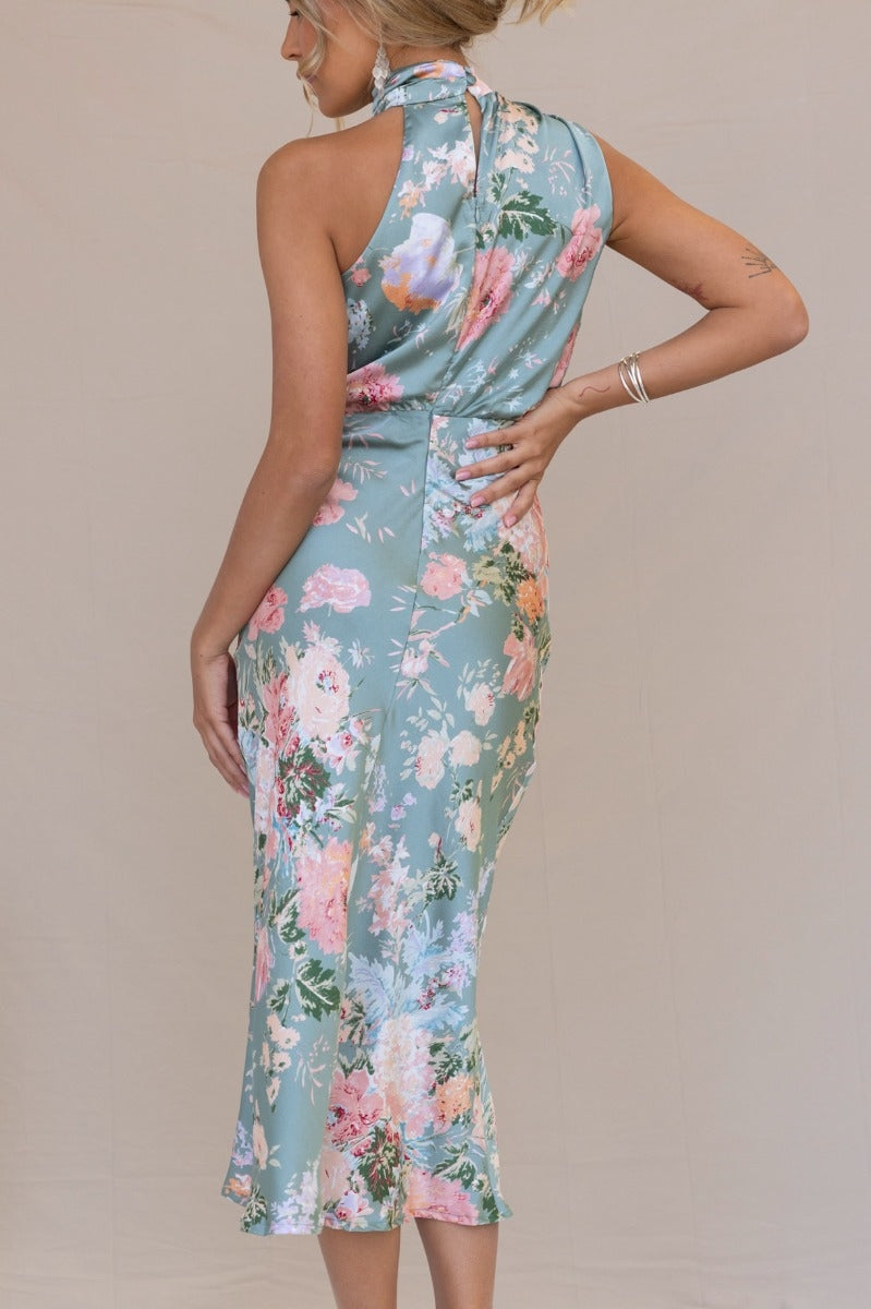 Wine Country Dates Halter Neck Elastic Waist Maxi Dress