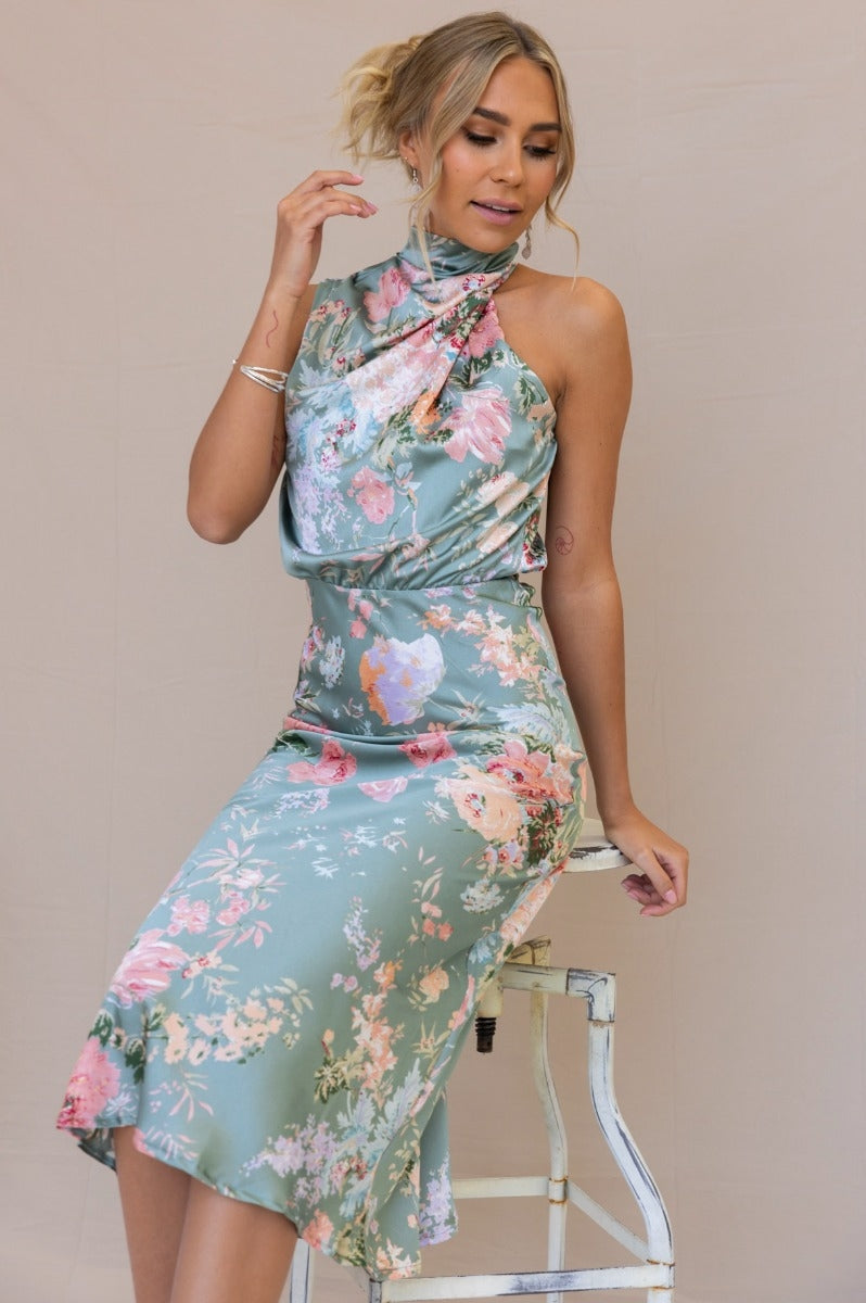 Wine Country Dates Halter Neck Elastic Waist Maxi Dress