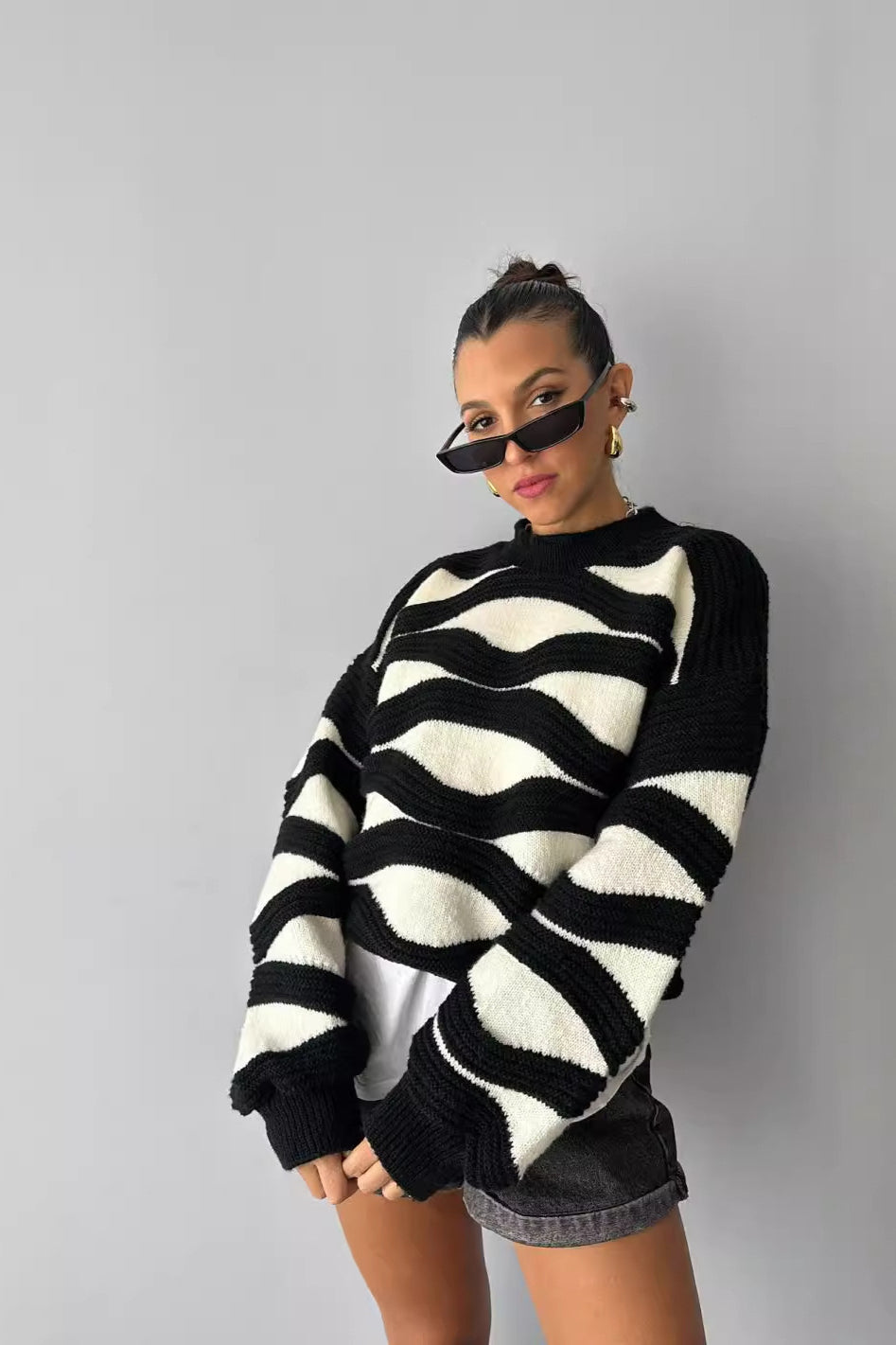 Knit Black White Stripe Round Neck Loose Sweater