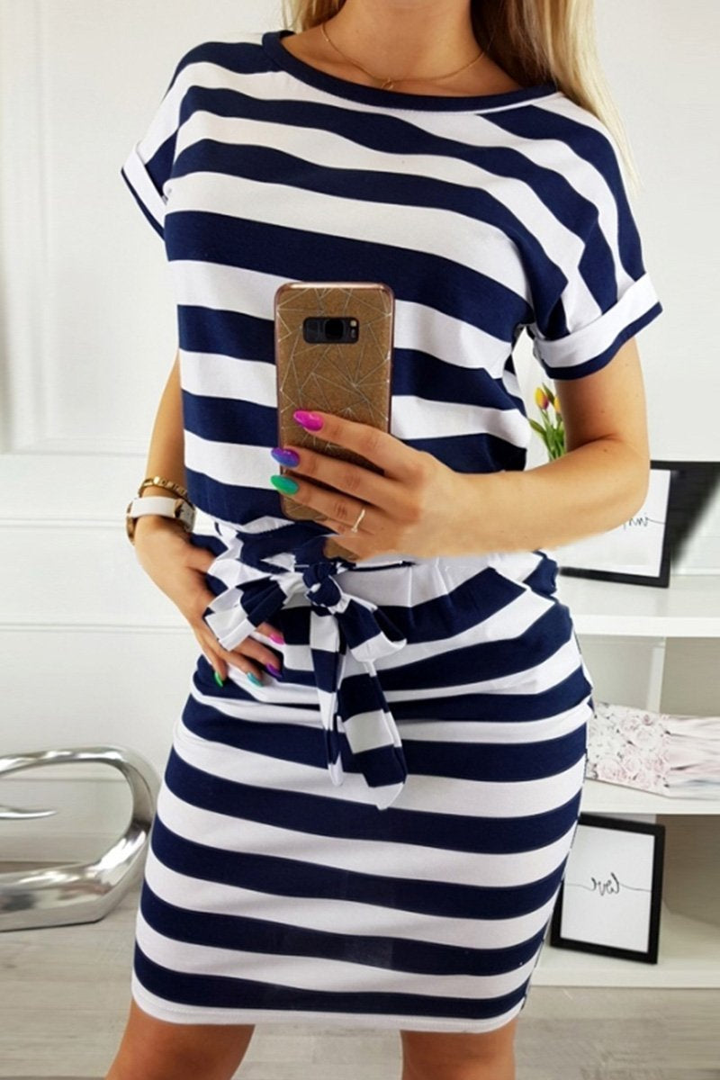 O Neck Midi Dress With Belt