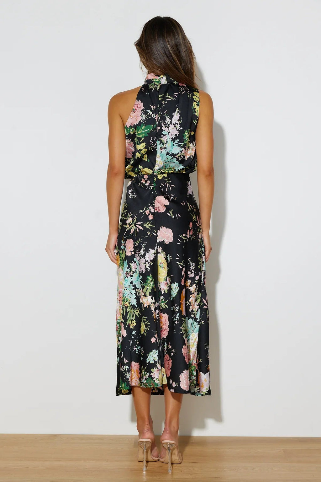 Wine Country Dates Halter Neck Elastic Waist Maxi Dress
