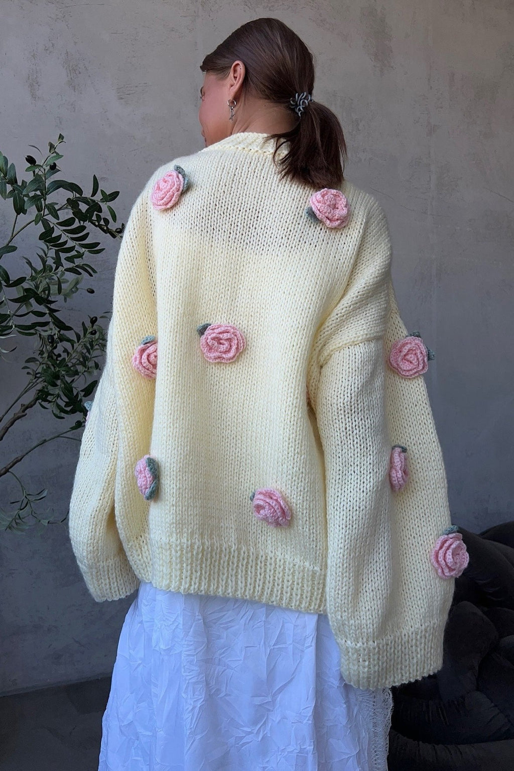 Crew Neck Minimalist 3d Flower Knit Sweater