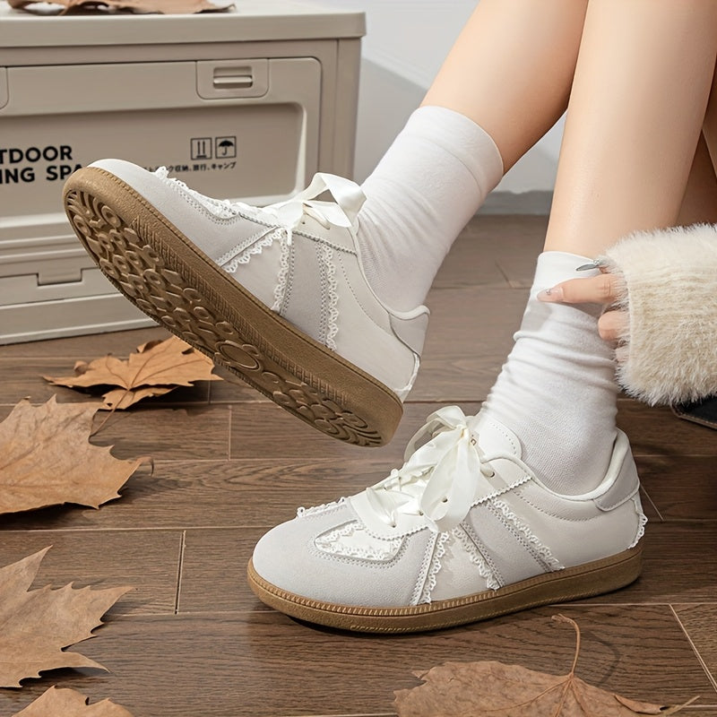 Tuopin Beige Skateboard Shoes, Lace Decoration, Ribbon Shoelaces, and Comfortable Sports Shoes, Commuting German Army Trainer