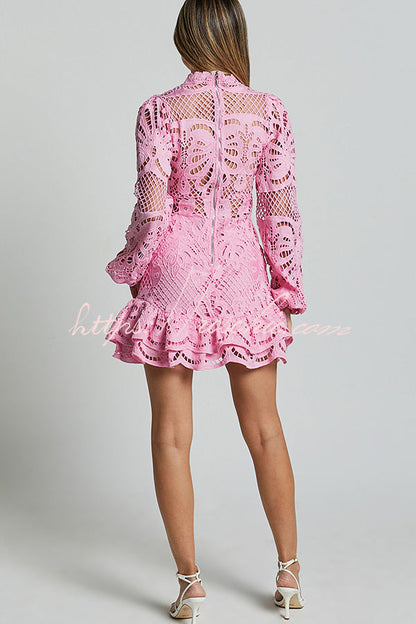 Color Hollow Long-sleeved Waisted Lace Mini Dress