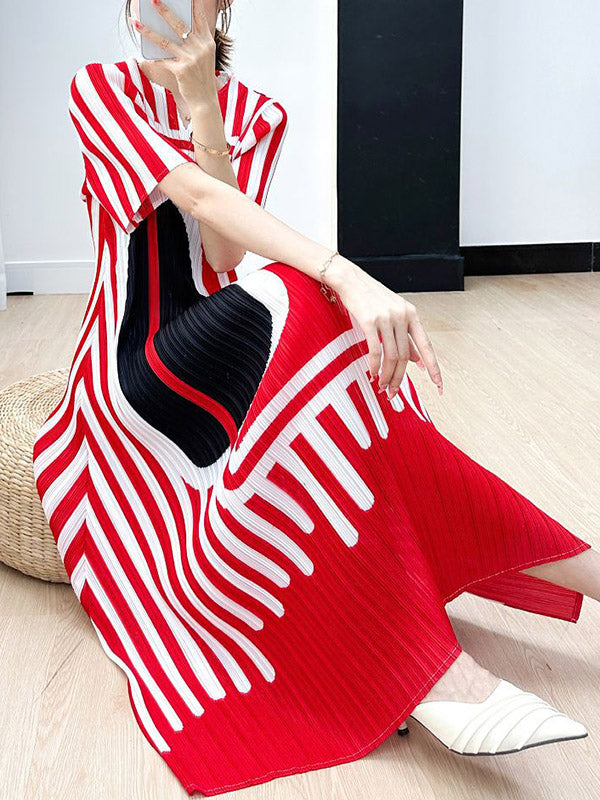 A-line Loose Pleated Printed V-neck Midi Dresses