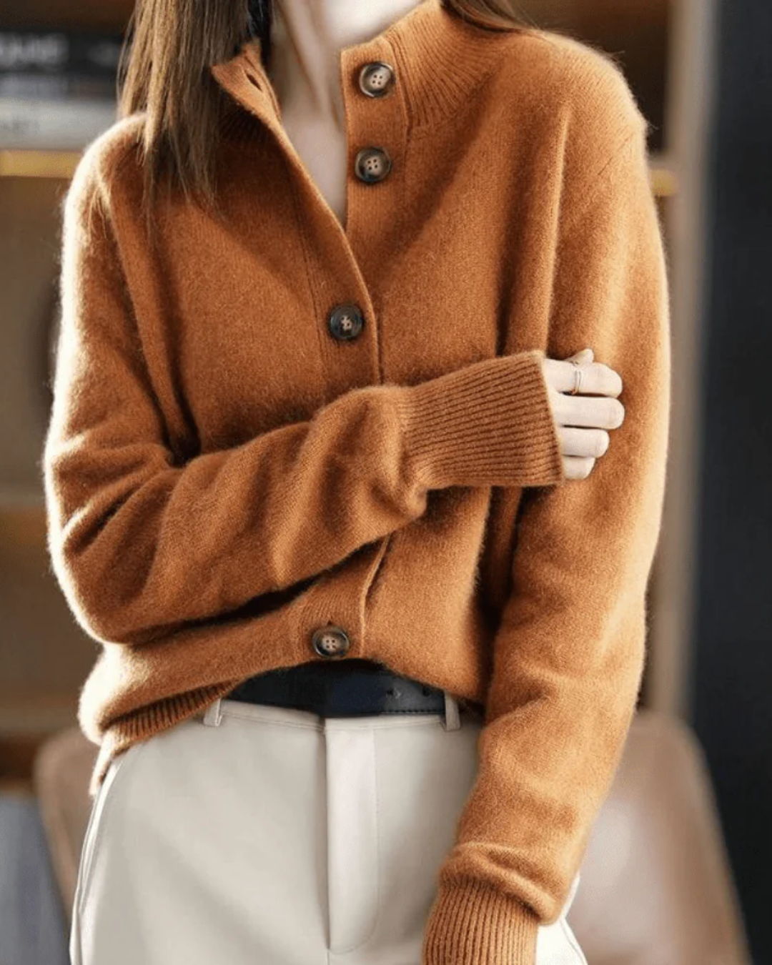 Claire - Retro-style Cashmere Cardigan