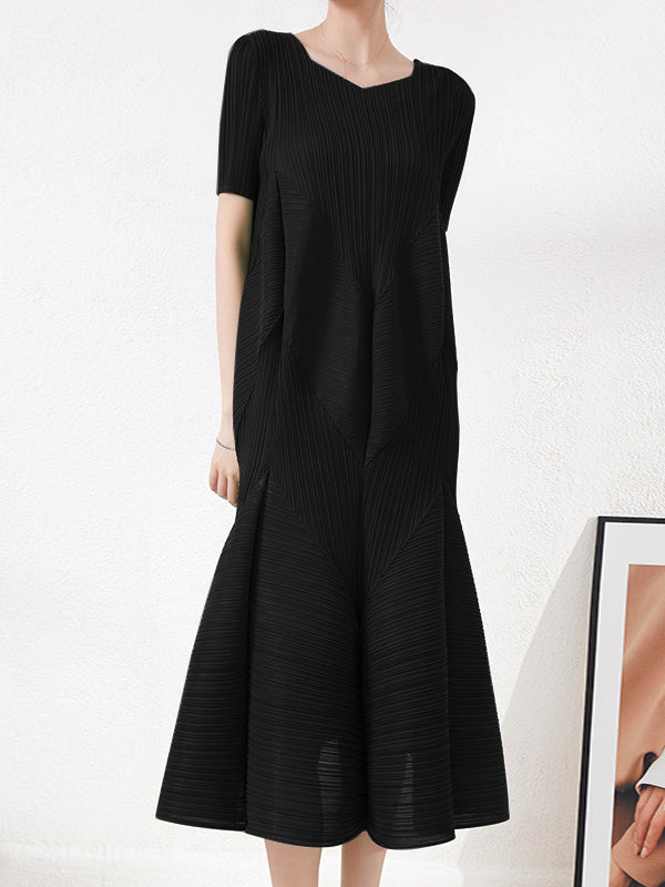 Short Sleeves Pleated Color Round-neck Midi Dresses