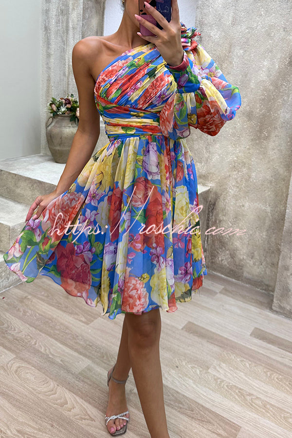 Vivid Visions Print Pleated One Shoulder Sleeve Swing Mini Dress
