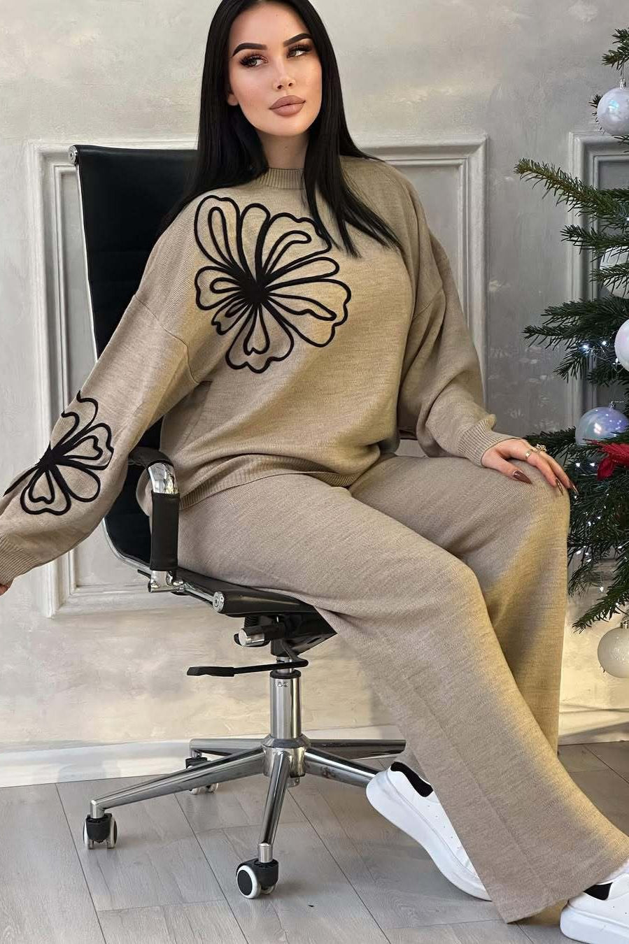 Round Neck Knit Sweater With Pants Two Piece Set